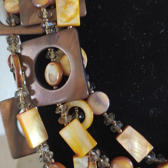 Necklace - Picture 2 of 3